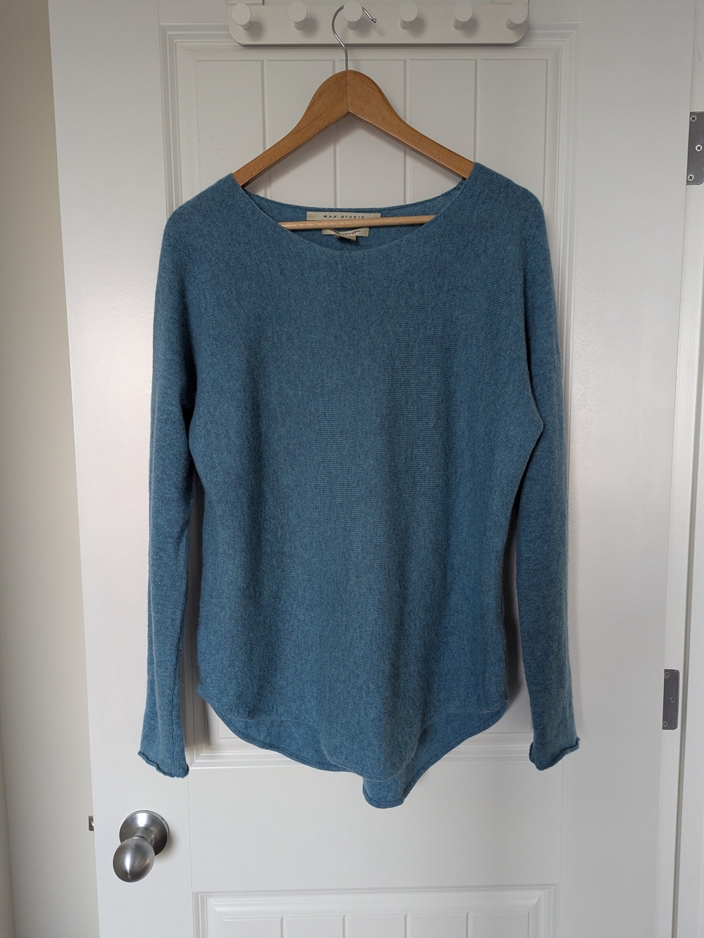 Blue Scoop Neck Cashmere Sweater Large